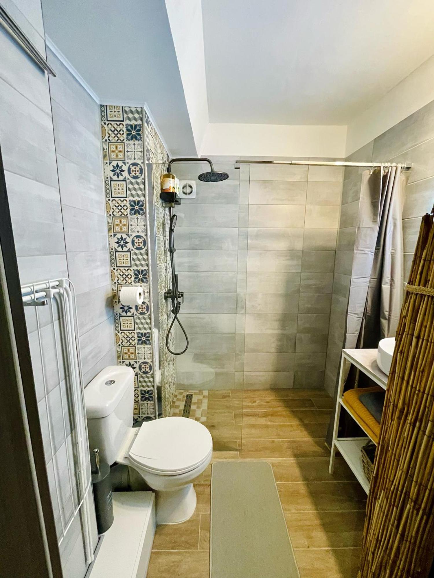 2 Vis-A-Vis Studio - Gara De Nord Bucureşti Eksteriør bilde