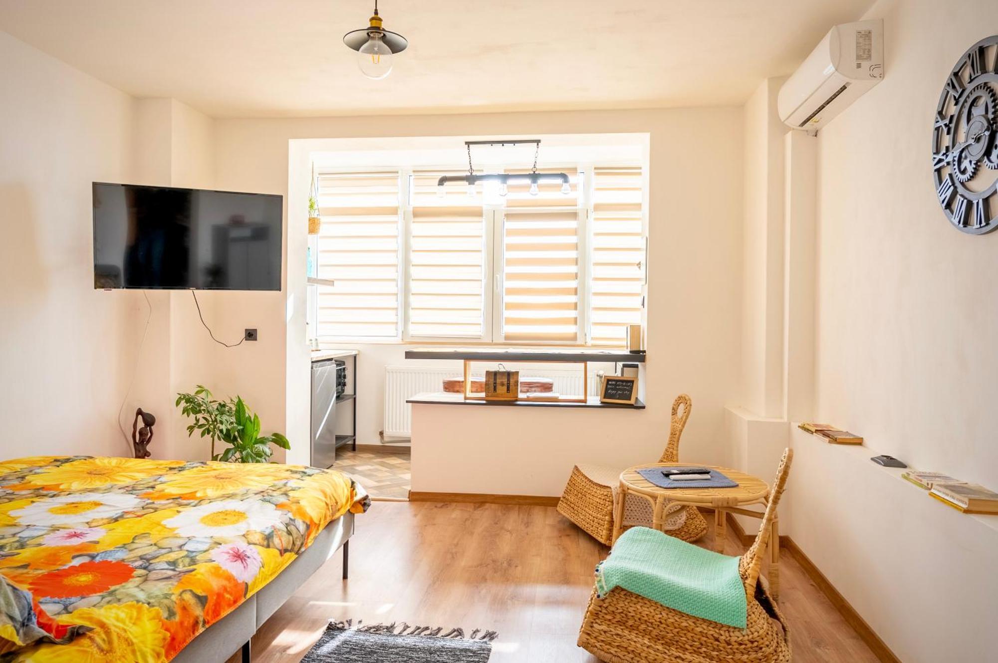 2 Vis-A-Vis Studio - Gara De Nord Bucureşti Eksteriør bilde